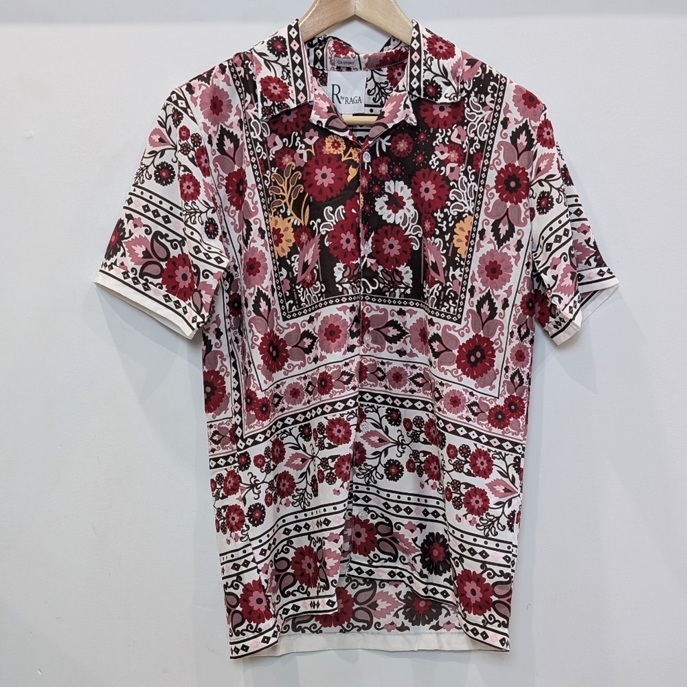 R BY RAGA | Men's Red/White Floral Button Down Short Sleeved Camp Shirt